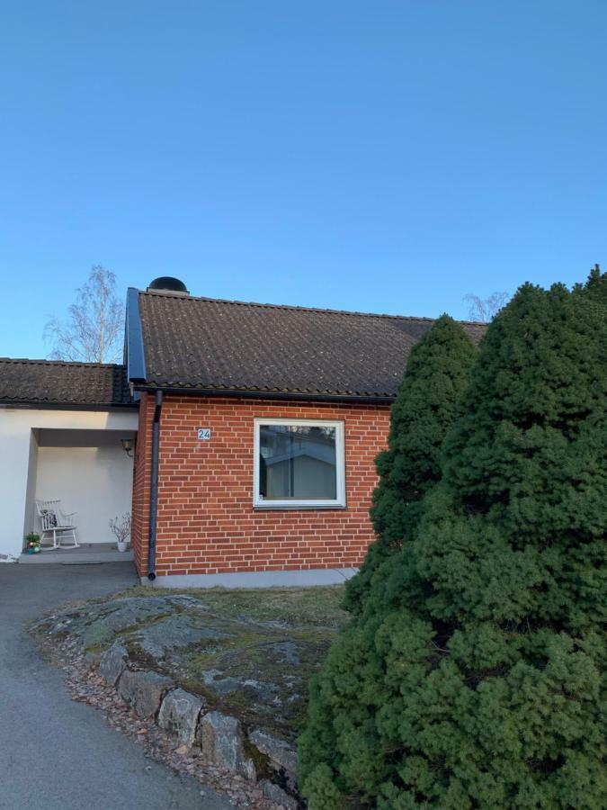 Cozy House In Kosta Center Surrounding With Swedish Nature Экстерьер фото
